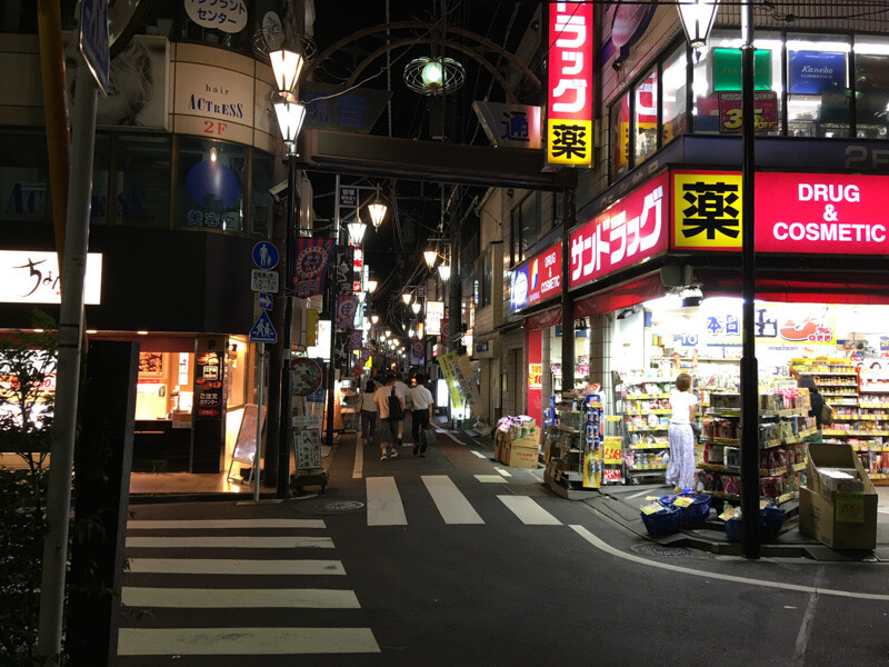 夜の観音通り