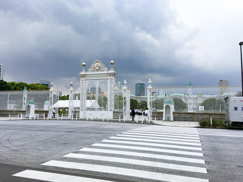四ツ谷駅南側