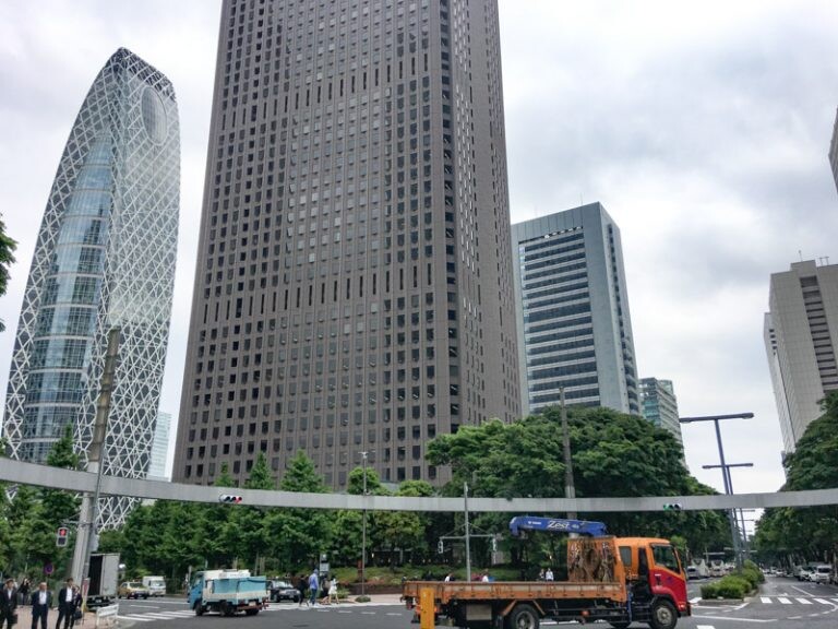 西新宿の特徴10