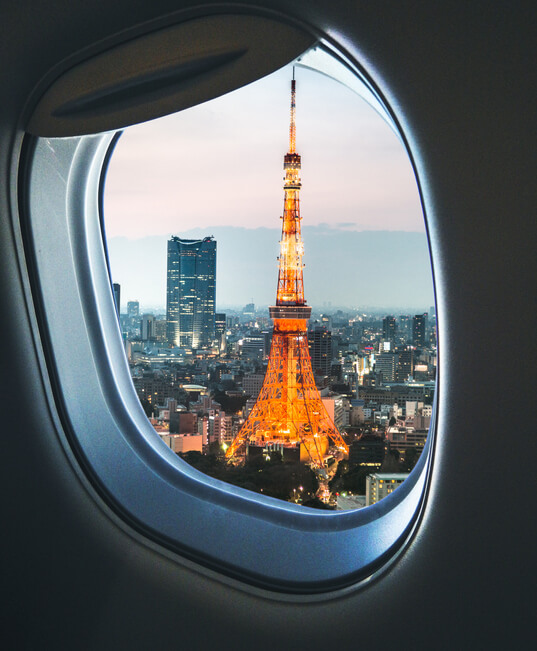 飛行機の窓から撮った写真