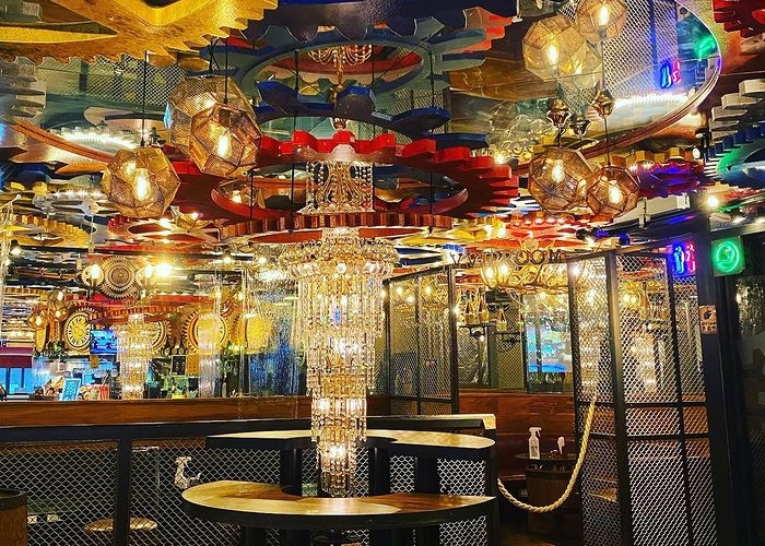 パブリックスタンド 内観1