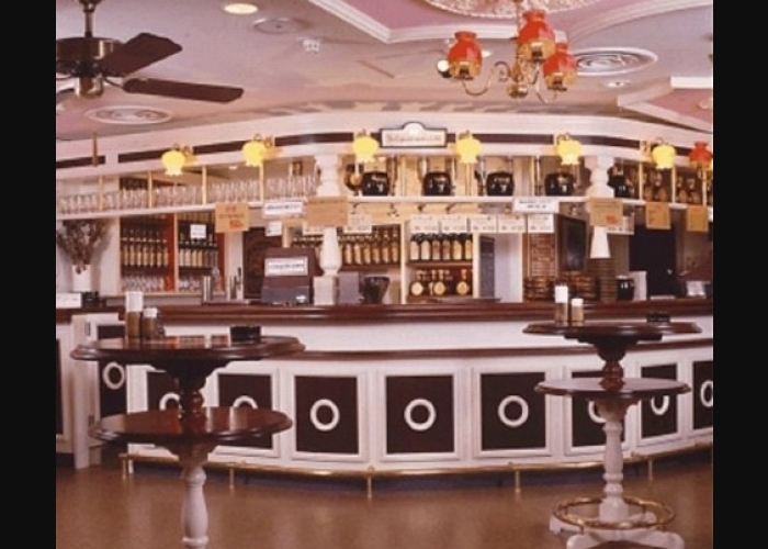 HUB 六本木店内観3