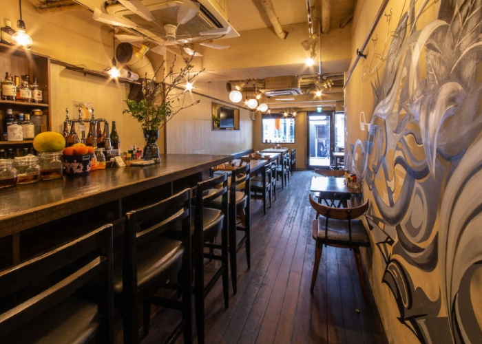 イザカヤキツネ内観