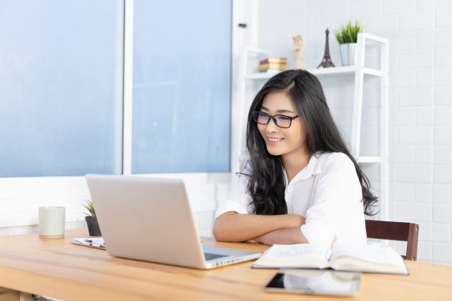 アジア人女性のイメージ