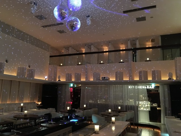 EIGHT(エイト) 店内