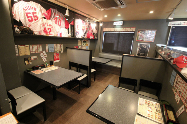 カープ鳥 球場前スタジアム