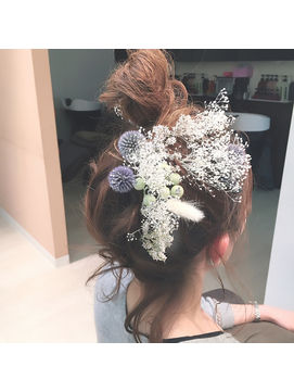 ミディアムの花嫁向け！フラワーヘア