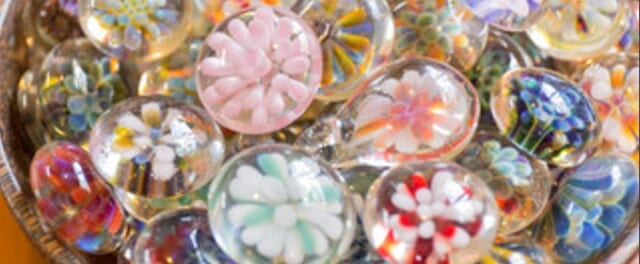 TaigaGlassのガラスのアクセサリー写真