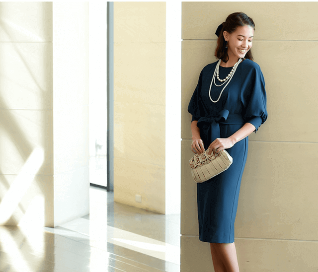 ルイルエブティックの袖ありドレス