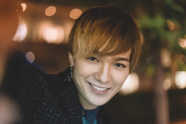 with 男性　写真　顔