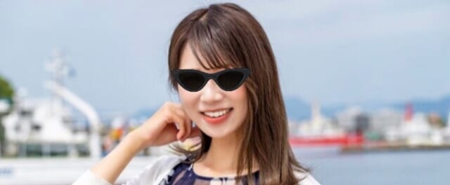 加工アプリで目元を隠す