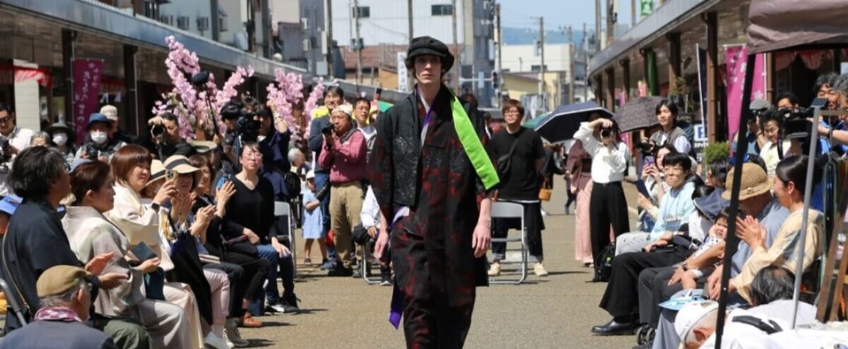 十日町きものまつりの様子
