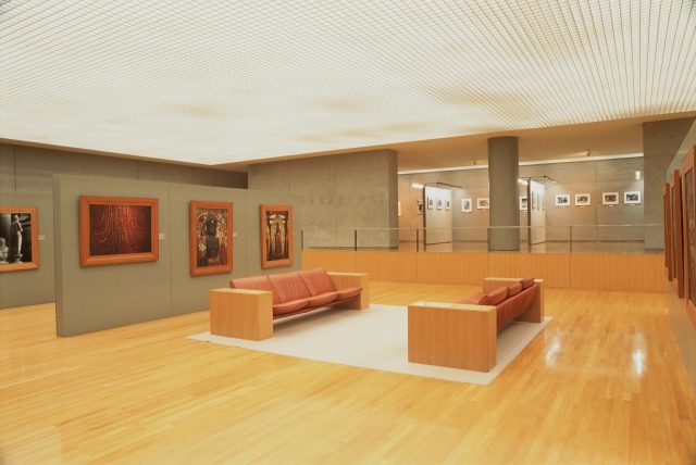 土門拳記念館　内観